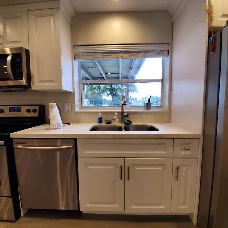 Lakefront Vacation Home - Sleeps 8 Davie Eksteriør billede