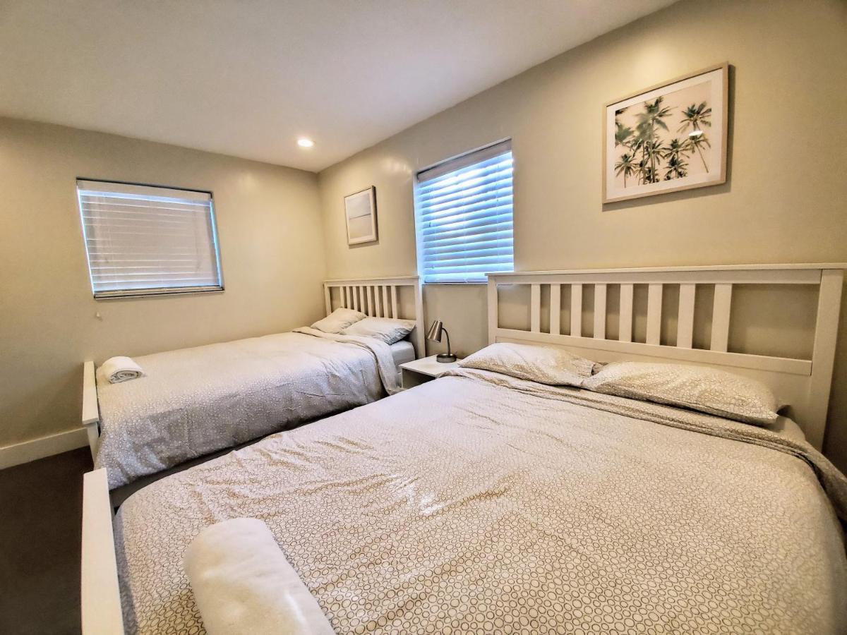 Lakefront Vacation Home - Sleeps 8 Davie Eksteriør billede
